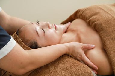 めぐり美肌すっきり小顔ケア100分