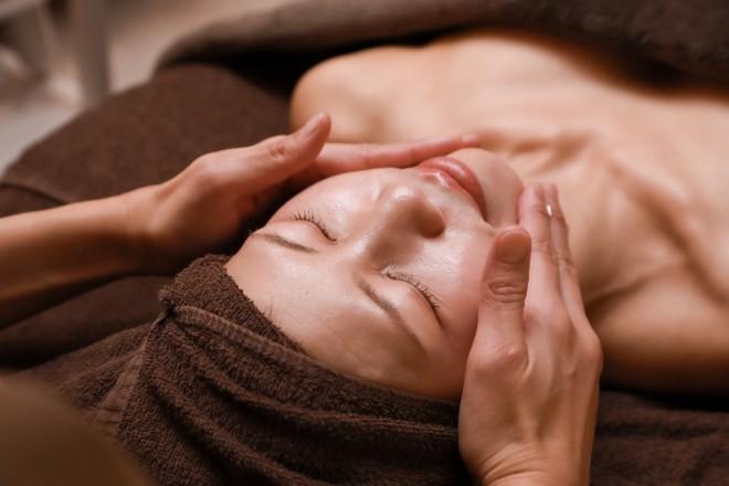 スペシャル水素水コース(フェイシャルマッサージあり) 90分