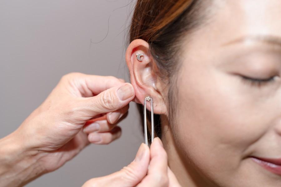 【新規限定】【SNSで話題！】耳つぼジュエリー＆耳ほぐし 40分 通常料金3,300円