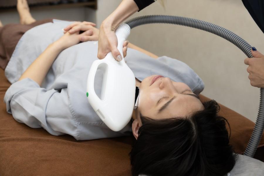 【新規限定】清潔感あるデキる男に♪国産の脱毛器を使用!脱毛初心者の方も安心★ひげセット 45分 通常料金9,900円