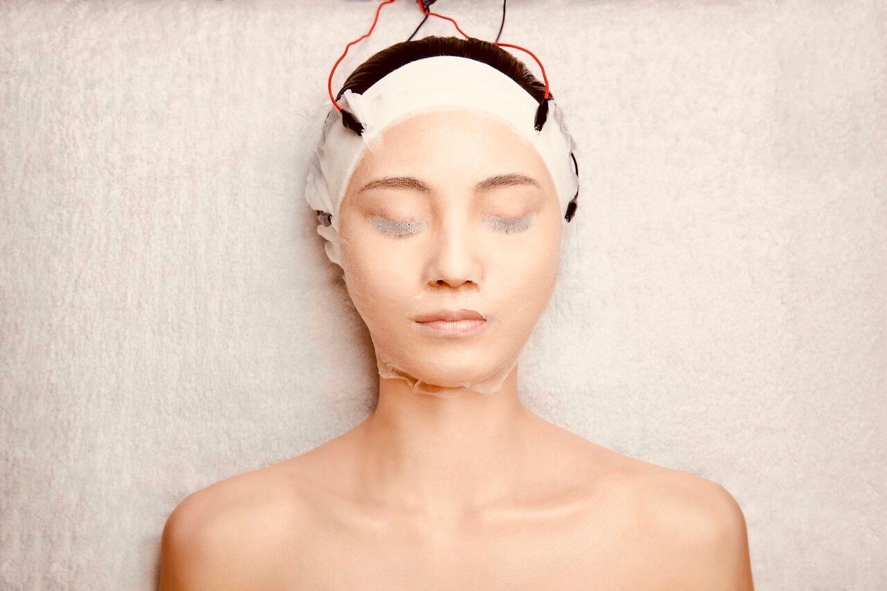 大人のニキビケア《小鼻角栓ザラつきケア付》乳酸パック+クールビタミンA導入 90分