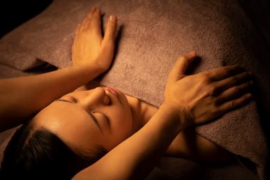 全身もみほぐし Full body massage 90 min