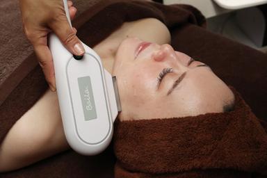 【新規限定】光フェイシャル＋スチームクレンジング＋毛穴洗浄 45分 通常料金12,780円