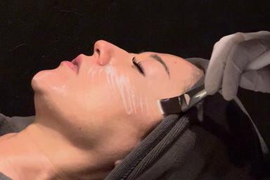 韓国最先端はがさない次世代ピーリング［セラピール］3回コース 60分