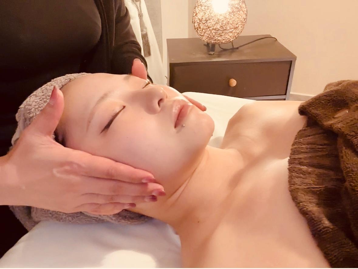 アロマフェイシャル60分