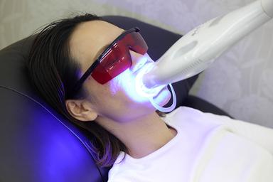 メンズにおすすめ♪タバコやコーヒーの黄ばみを改善★セルフホワイトニング 30分