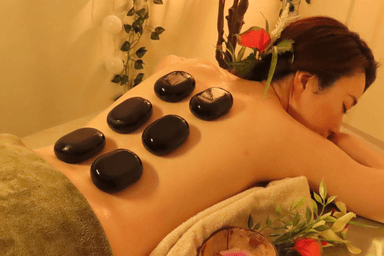 贅沢温活でポカポカ♪ホットストーン120分