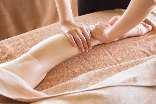 美脚コース 足裏20分＋オイル40分