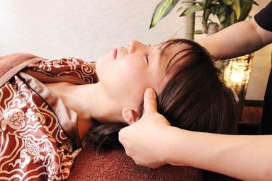 【全員OK】【疲労MAXの働く男女へ★】全身整体+足裏+眼精疲労+ヘッドハンド 90分
