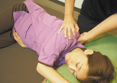 妊婦でもしっかり施術　【口コミ割】アタマとカラダのマタニティマッサージ　60分