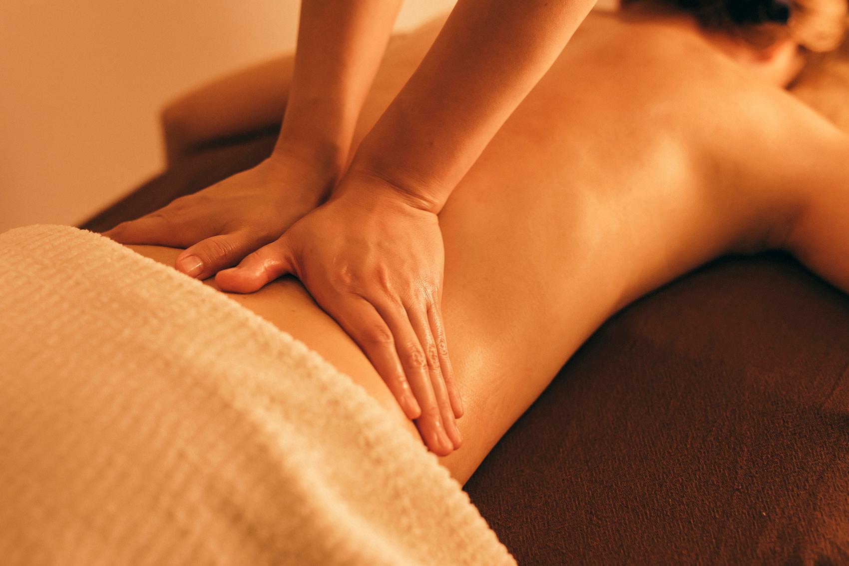 【香りに包まれる整い♪】全身アロマオイルトリートメント (男性OK＋1,000円) 60分