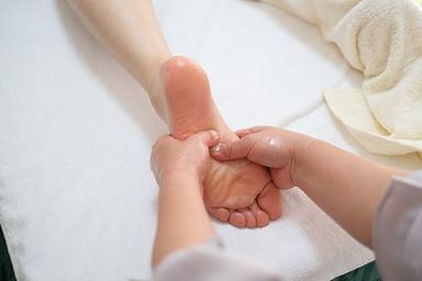 新年おめでとうクーポン【フェイシャル&フットマッサージ】