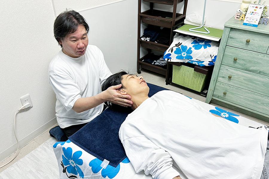 【首の辛さを改善】目の疲れ・ストレートネック・改善 筋膜整体 50分