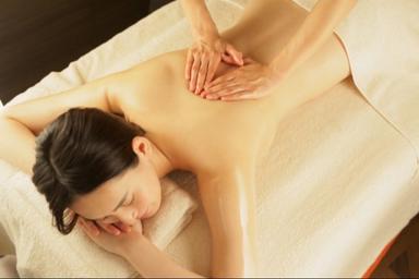 【新規限定】【全身スッキリ】オイルリンパマッサージ 90分 通常料金9,000円