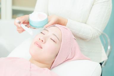 【新規限定】【フェイシャル】肌悩み別酵素パックエステ(毛穴洗浄付) 70分 通常料金8,800円