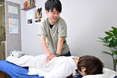 【新規限定】〈ストレートネック/反り腰/巻き肩〉姿勢改善コース 60分 通常料金6,500円