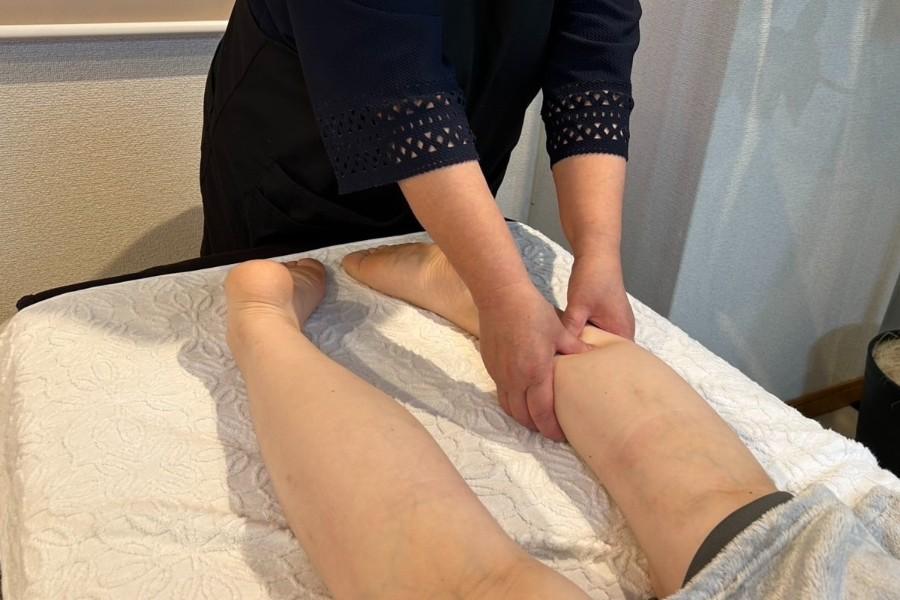 【全員OK】オイルフットマッサージ＆足つぼ 40分