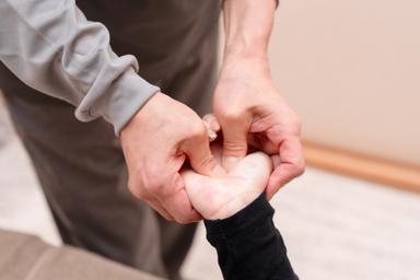 ほぐし・整体＋ハンドケア 80分