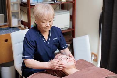 美容カイロ(小顔)フェイシャルマッサージトリートメント 40分