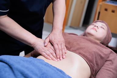 エステボディ腹部トリートメント (美容カイロ骨盤・腹部エステ) 35分