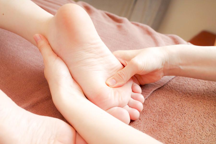 フットリフレクソロジー (足裏～膝) 30分