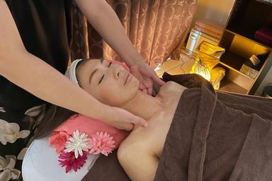 【会員限定】【全身の巡りUP &冷えむくみ改善♪】アロマオイルリンパ 120分