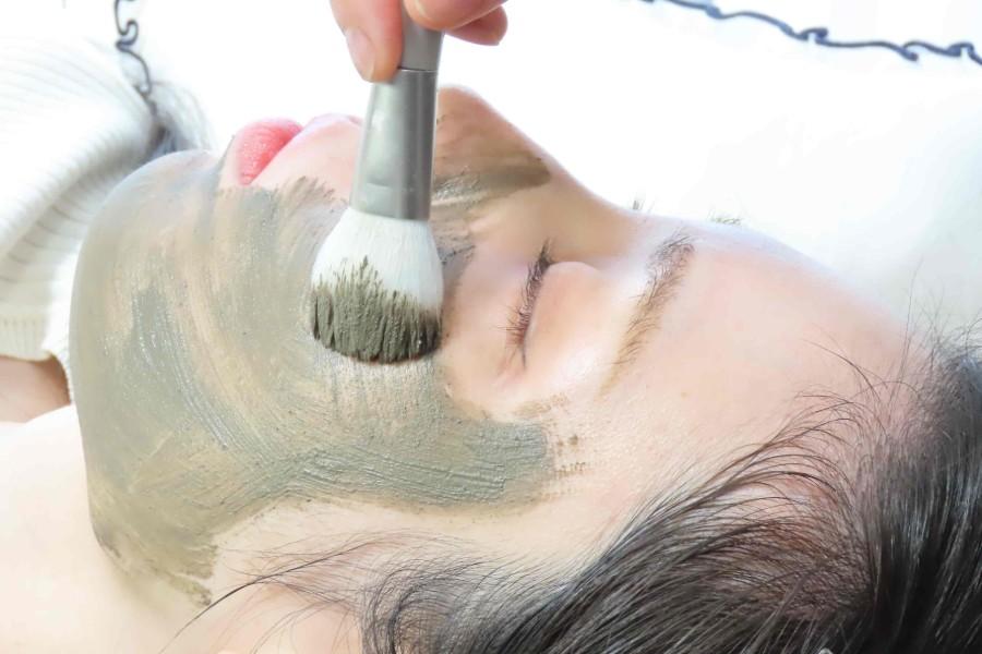 【新規限定】毛穴の広がり乾燥レスキュー！海洋療法ハーブピーリング 90分