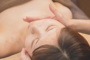 《驚きの効果！》小顔リンパマッサージ 60分