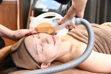 【全員OK】お顔脱毛(保湿マッサージ付き) 30分 通常料金5,000円