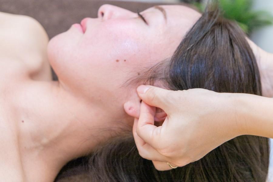 小顔調整＋骨格調整 (カウンセリング込)60分