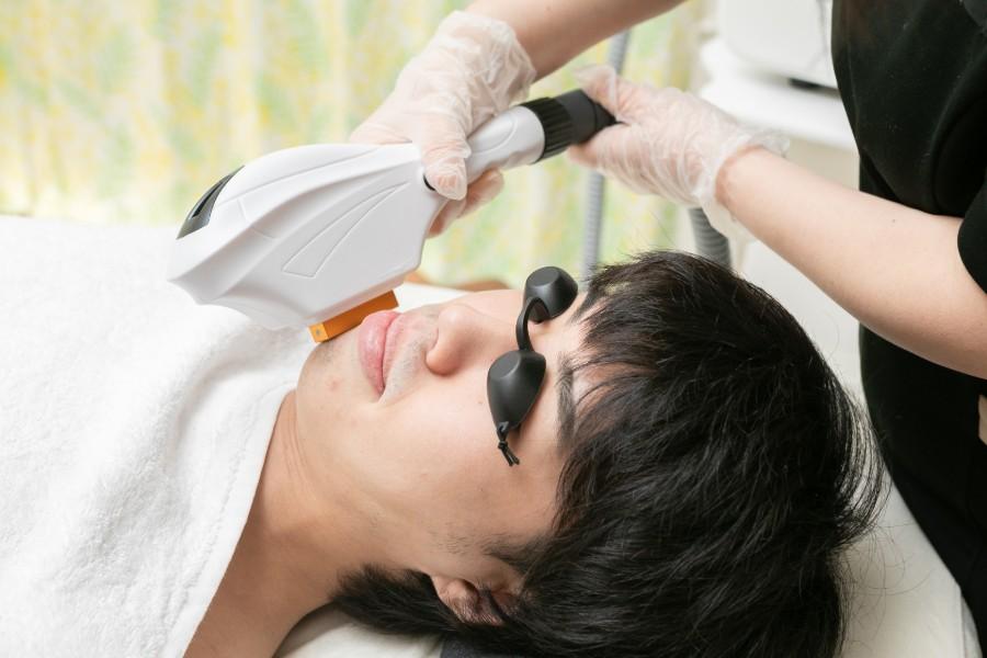 【新規限定】《男性用》ヒゲ脱毛＋フォトフェイシャル 60分 通常料金7,000円