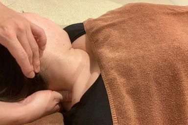 【オイルリンパ】ヘッドマッサージ付*癒ねっく30分