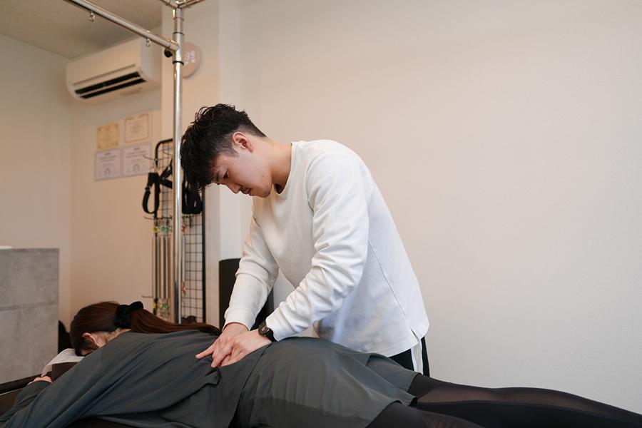 【新規限定】《おすすめ体験》整体×パーソナル 60分 通常料金12,000円