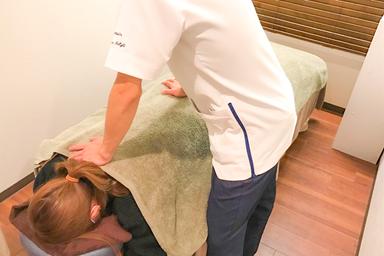 《40-50代に多発する肩周りのお悩み》専門整体 60分