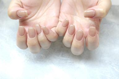 【再来限定】【目立つネイルができない方に！】ナチュラルジェルネイル 60分