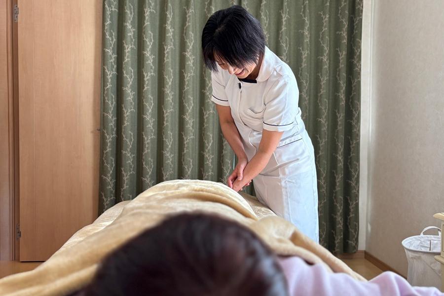 脳幹と足ほぐし整体(足・頭・首・脳幹) 40分