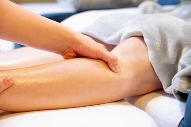  下半身アロマ(お尻+ふともも・ふくらはぎ) 60分