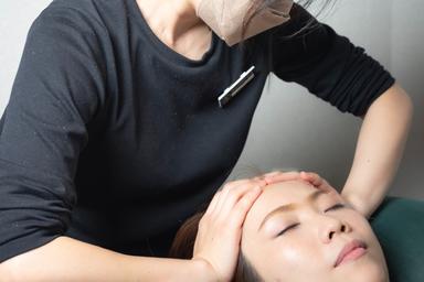 ドライヘッドスパ30分＋上半身もみほぐし30分