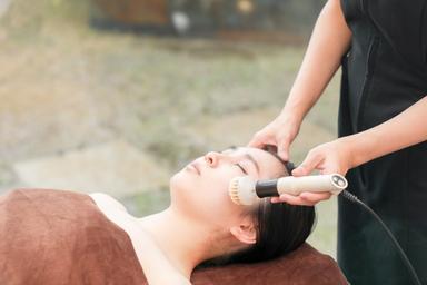 【新規限定】《TゾーンUゾーン毛穴バブリー洗浄》キャスティング 120分 通常料金13,530円