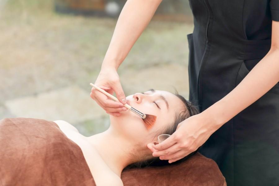 【新規限定】《美白・ハリ・弾力》ソフトニング 120分 通常料金16,830円