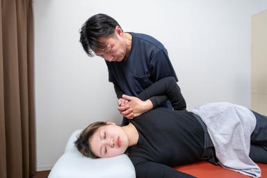 【新規限定】【年齢とともに増える女性特有のお悩みに】オープン記念コース(骨格調整+もみほぐし) 50分