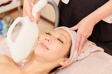 【女性】かお全部 脱毛 60分