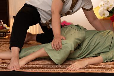 タイ古式マッサージ60分＋ヘッドマッサージ30分