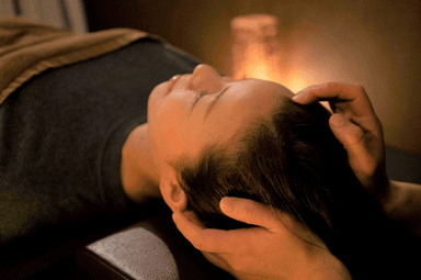 【贅沢コース】コアラの眠り ドライヘッドスパ 70分※ヒアリング＆お会計5分/お仕度5分が含まれています。