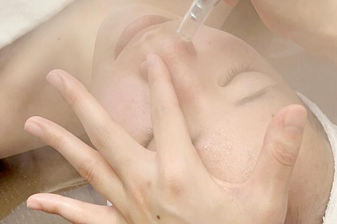 【新規限定】【毛穴の黒ずみ・詰まり・角栓・毛穴開き⠀】毛穴ゴッソリ改善コース90分 通常料金18,600円