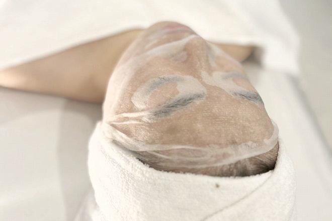 【2回目のみ】【肌質改善☆スペシャル】クリスタルハーブピーリング120分