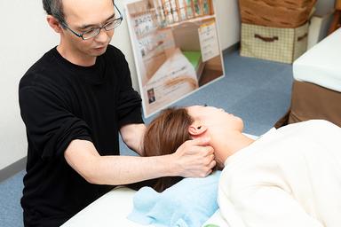 【再来】通常施術+頭蓋骨調整（ヘッドスパ）　8,000円 90分 ⇒