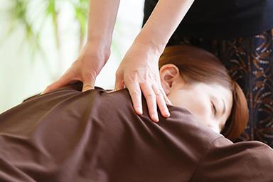 ボディケア（もみほぐし）60分            Dry Body massage 60分