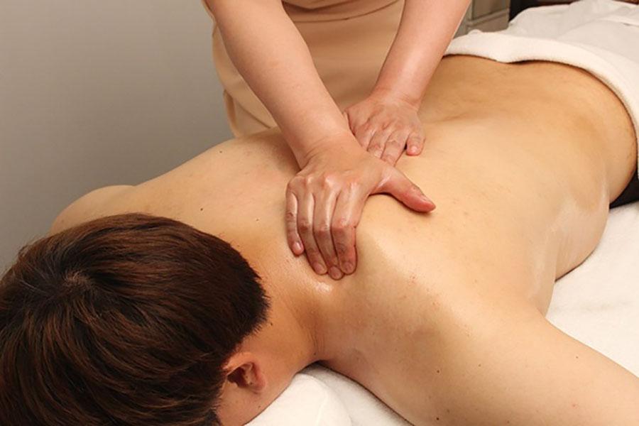 【新規限定】【当店自慢◎】全身ボディオイルリンパマッサージ 90分 通常料金14,000円