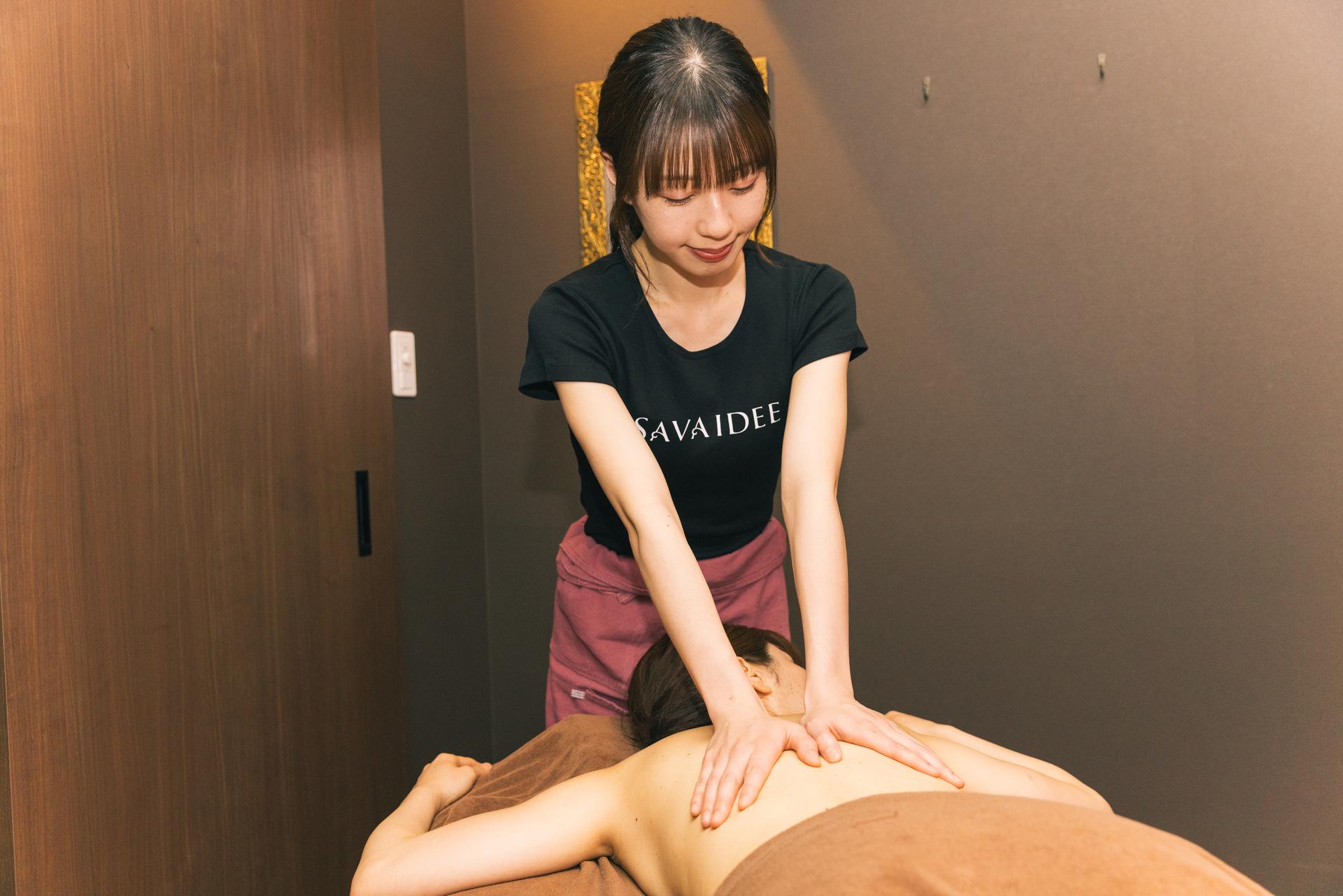 セット145分（背面オイル30分+タイ式110分）body oil+Thai traditional massage145